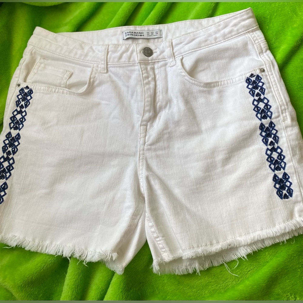 Zara White Jean Shorts with Navy Embroidered Trim